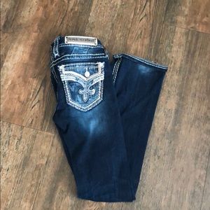 🔥🔥 NEVER been worn rock revivals size 25R